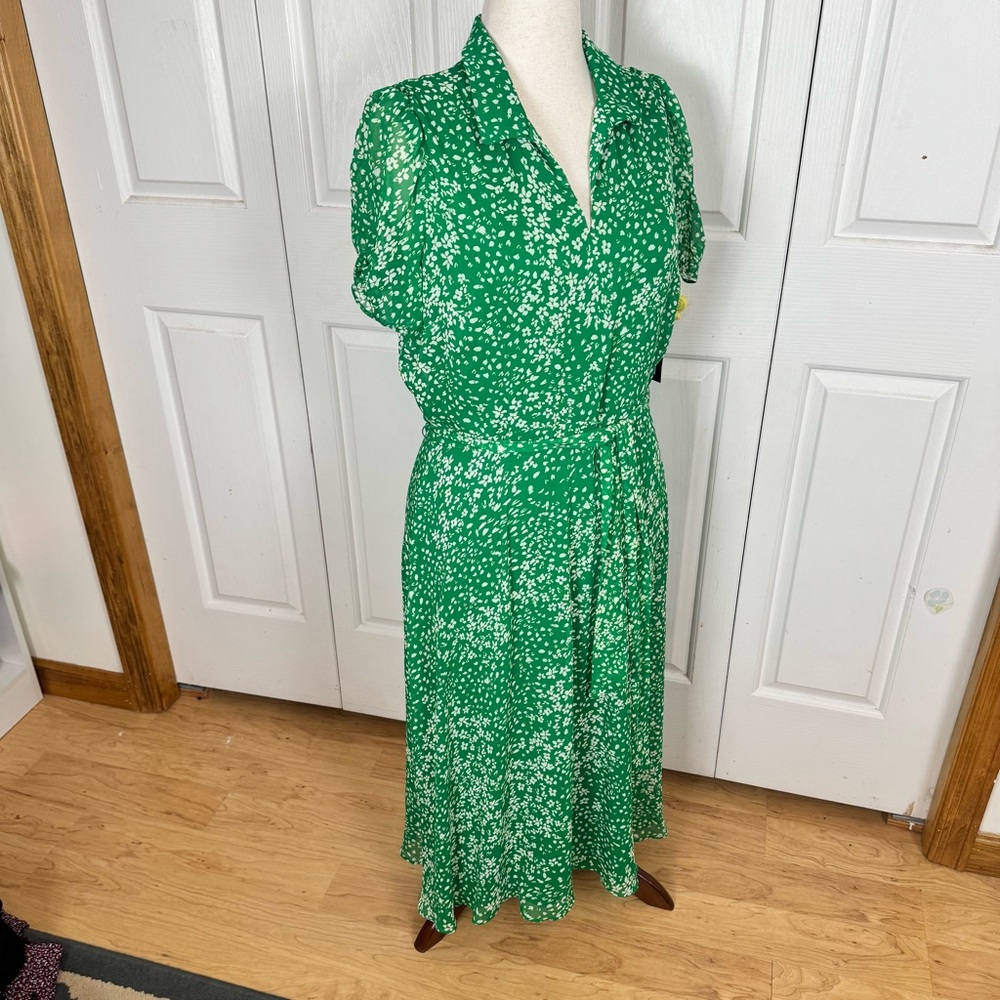 NWT DKNY Green and White Floral Midi Dress - Picture 7 of 10